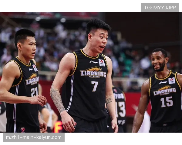 辽宁第三节打出22-5反击高潮 防守强度提升逆转深圳 辽宁第三节打出22-5反击高潮 防守强度提升逆转深圳
