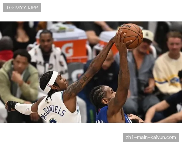 森林狼戈贝尔轮休爱德华兹缺阵，麦克丹尼尔斯左膝髌腱伤愈复出